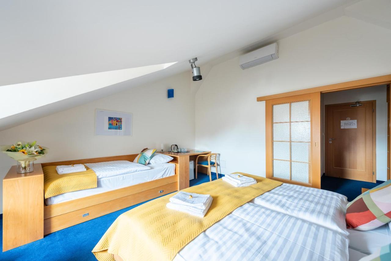 Libero Residence Prague Luaran gambar